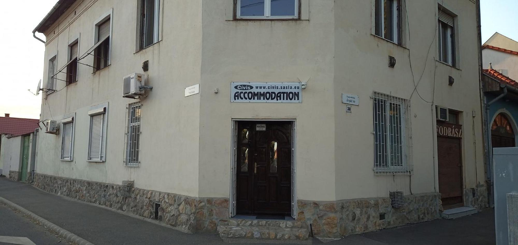 Civis Debrecen Hostel Ngoại thất bức ảnh